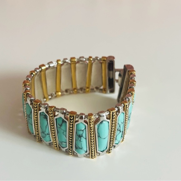 Lia Sophia Faux Turquoise and Gold Jewelry Set Vintage - Picture 6 of 9